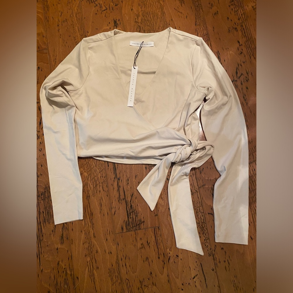 Susana Monaco M cropped wrap top NWT